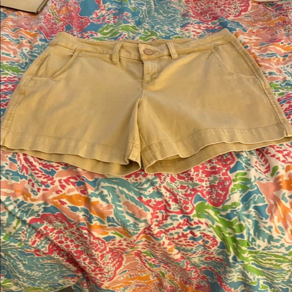 True craft women’s khaki shorts
